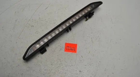Opel Zafira A Third/center stoplight 90582025