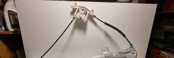 Peugeot 407 Front window lifting mechanism without motor 9644893580