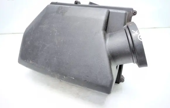 Volvo XC60 Air filter box 30792196