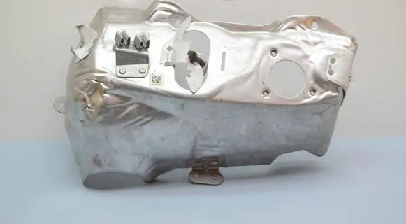 BMW X1 U11 Exhaust heat shield 9894946