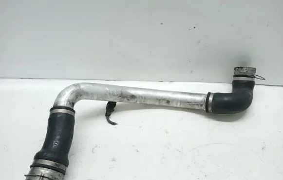 BMW 7 E65 E66 Intercooler hose/pipe 7795413