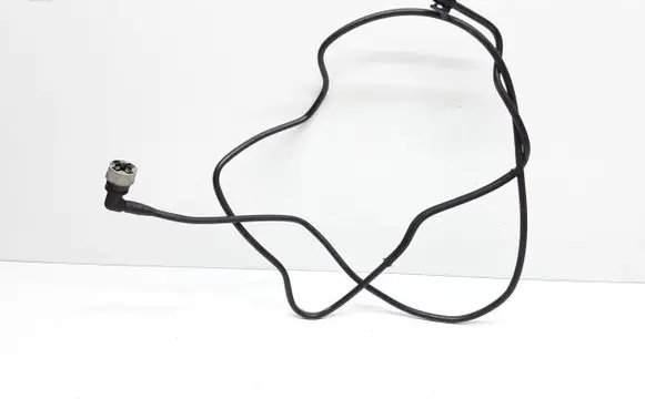 Volvo XC70 Engine coolant pipe/hose 8G918K012CC