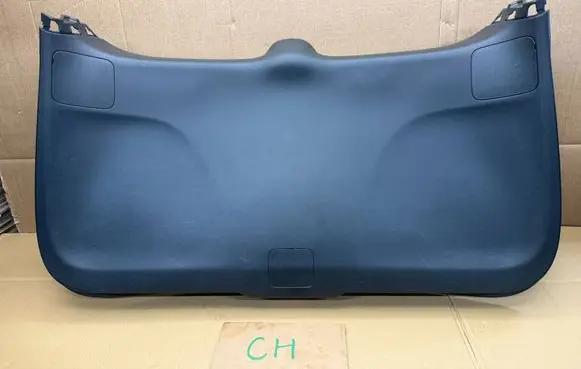 Honda CR-V Tailgate trim 84431TNYJ0120