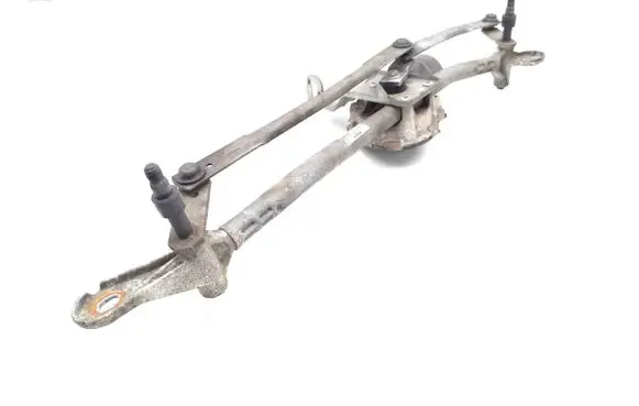 Front wiper linkage and motor