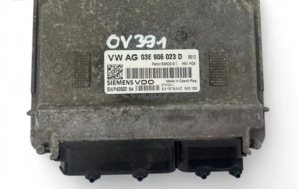 Volkswagen Polo Engine control unit/module ECU 03E906023D