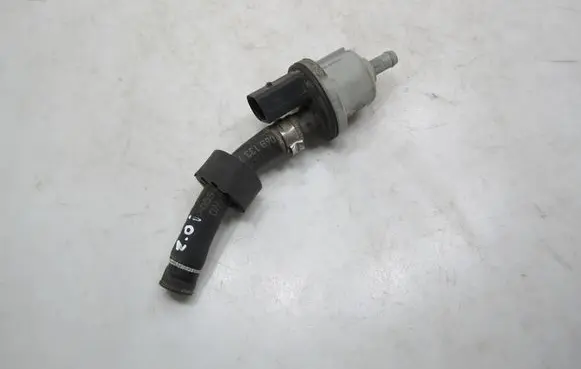 Audi A4 S4 B6 8E 8H Valve vacuum 058133517B 2580115A