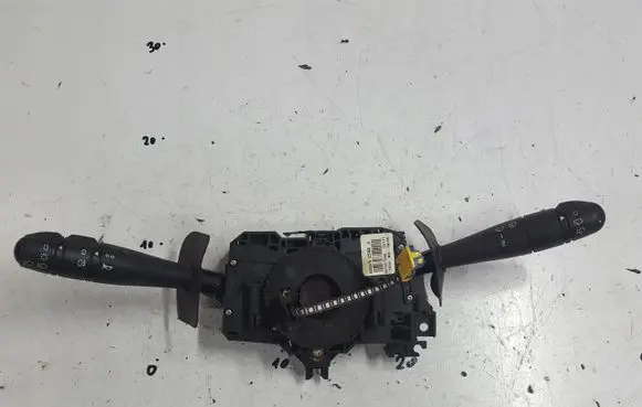 Dacia Sandero Tailgate/trunk/boot open switch 8200792584
