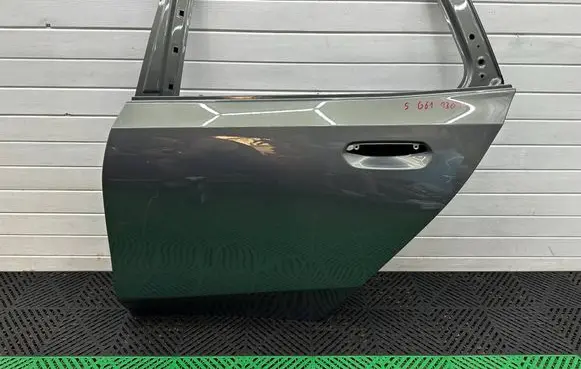 BMW 5 G60 G61 Rear door 7482637