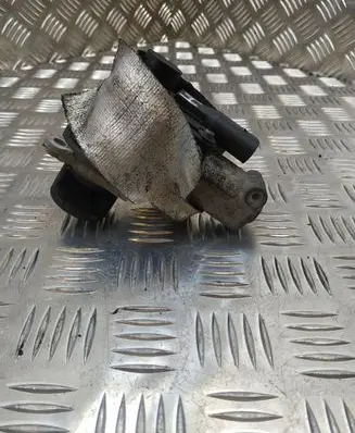 Volkswagen Eos EGR valve 03G131502