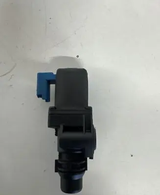 Volvo S60 Coolant heater control valve BM5G8C605DA H82NE