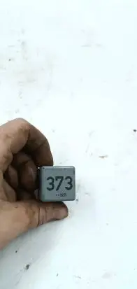 Volkswagen PASSAT B5.5 Other relay 8D0951253A V23134B52X301