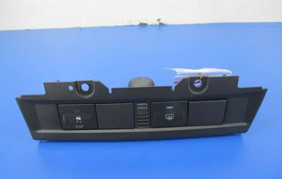 Ford Focus C-MAX Other devices 4M51-13D734-BC