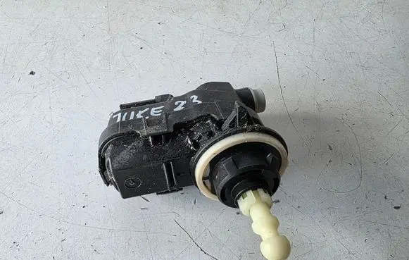 Nissan Juke II F16 Headlight level adjustment motor 92003255