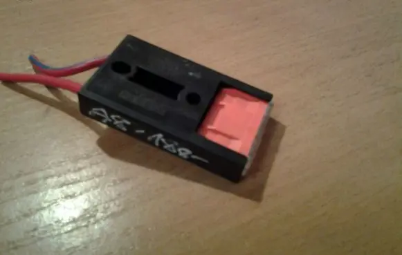 Audi A8 S8 D3 4E Fuse 8A0937530