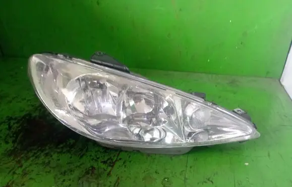 Peugeot 206 Headlight/headlamp