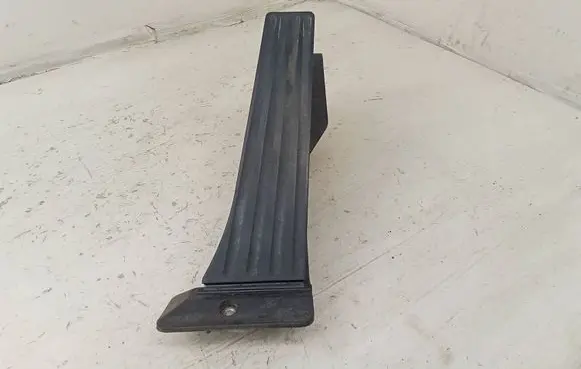 BMW 1 E82 E88 Accelerator throttle pedal 6793742