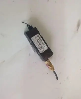 Volkswagen PASSAT B6 Antenna control unit 3C9035552A