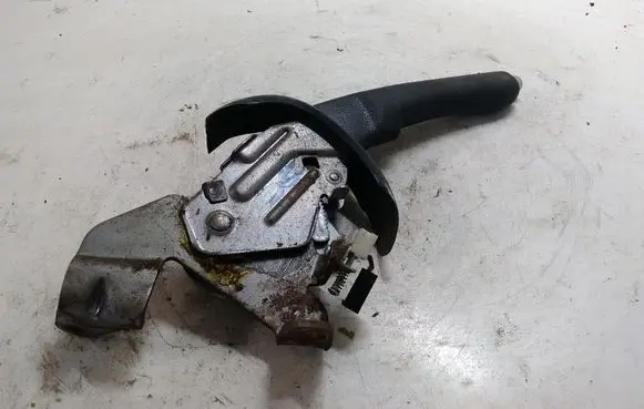 Nissan Terrano Handbrake/parking brake lever assembly