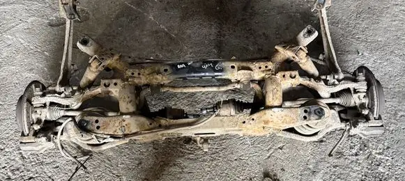 Toyota RAV 4 (XA30) Rear axle beam 