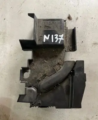 Porsche Cayenne (9PA) Fuse box cover 7L0937555A 15408813