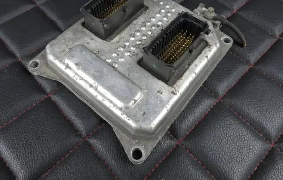 Opel Astra H Engine control unit/module 55571558 2030819085 5WK9464