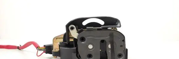 Mazda 323 Front door lock