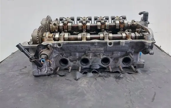 Peugeot 207 Engine head A2C53112944