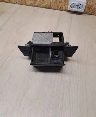 Ashtray (front)