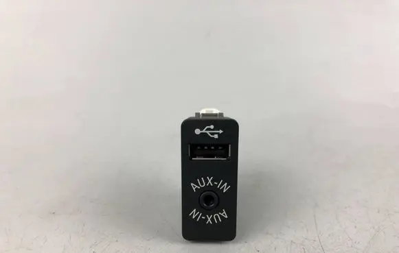Mini One - Cooper F56 F55 USB socket connector 9266607