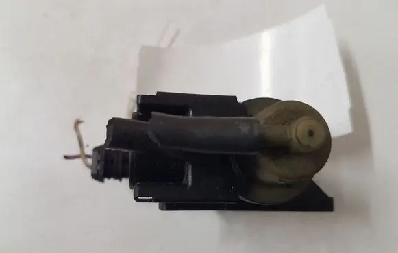 Opel Astra J Turbo solenoid valve 70308500 8981056561