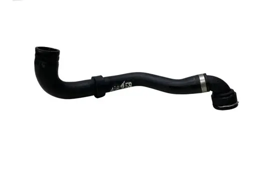 Volvo V60 Engine coolant pipe/hose 31474845