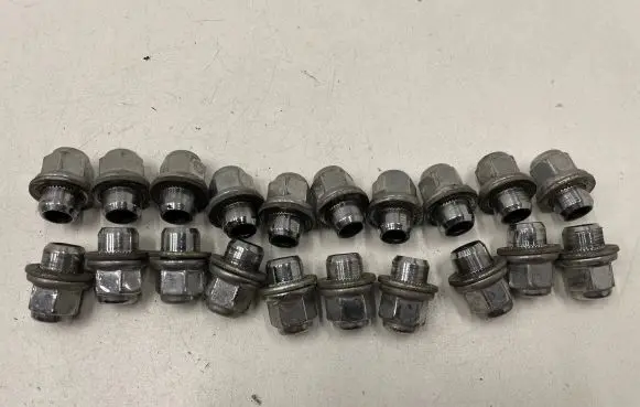 Toyota Verso Nuts/bolts 
