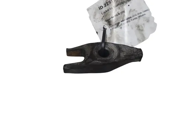 Opel Astra K Fuel Injector clamp holder 