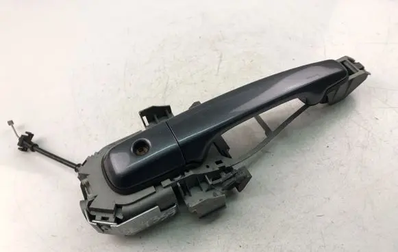 Volvo V70 Front door exterior handle 39879658