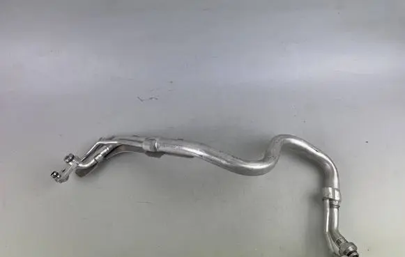 Seat Ateca Air conditioning (A/C) pipe/hose 5WC816738A