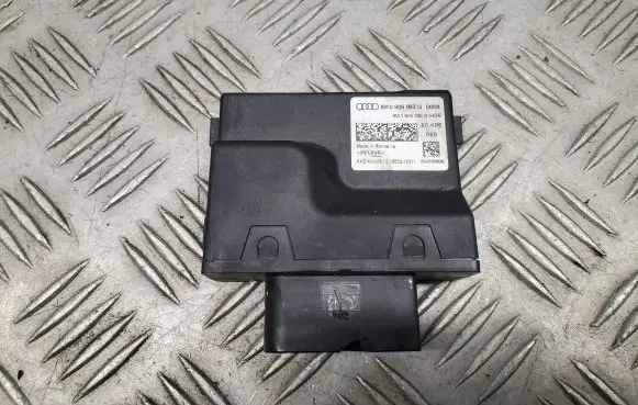 Audi A5 Fuel injection pump control unit/module 8W0906093G