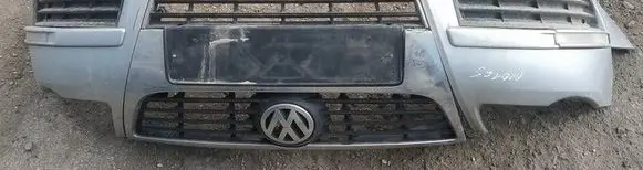 Volkswagen PASSAT B6 Front bumper pilkas