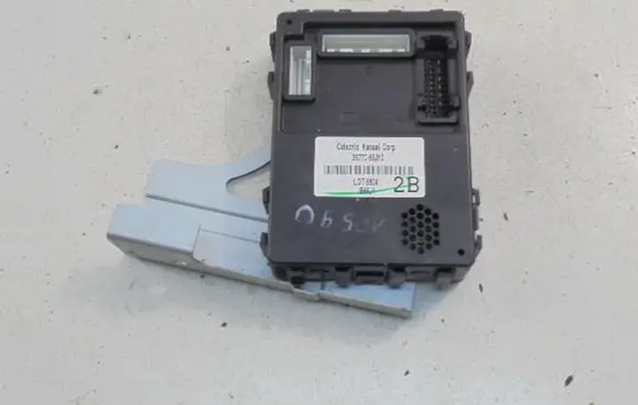 Suzuki Grand Vitara II Central body control module 36770-65J10