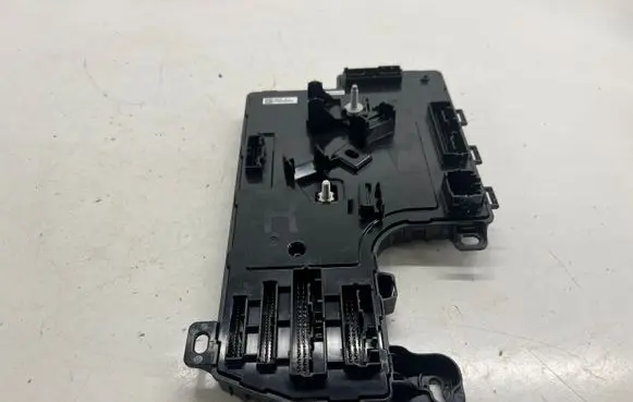 Tesla Model 3 Other interior part 110034032I SYC19200592008930