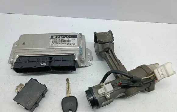 Hyundai Getz Engine control unit/module 3910626450 TFH6141 9030930895F