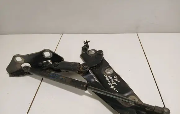 Jaguar XF Tailgate/trunk/boot hinge