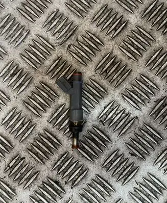 Toyota C-HR I Fuel injector 232500T110