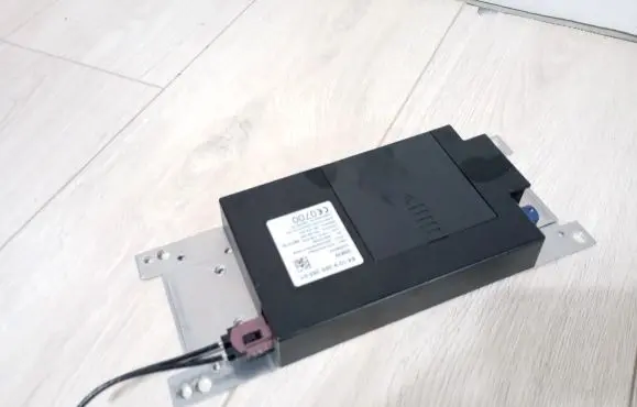 BMW 7 F01 F02 F03 F04 Bluetooth control unit module 9289385