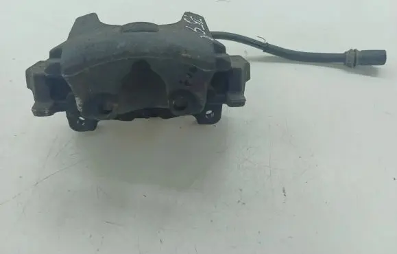 Land Rover Evoque I Front brake caliper