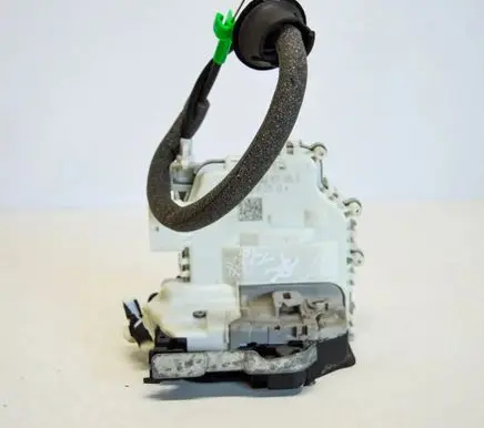 Audi A4 S4 B9 8W Coupe door lock (next to the handle) 8X2837015B