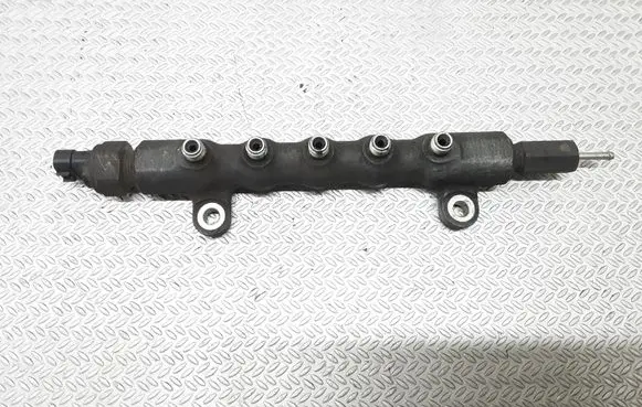 Toyota RAV 4 (XA30) Fuel main line pipe