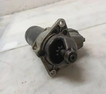 Opel Astra G Starter motor D6RA162 09130838 21A90689