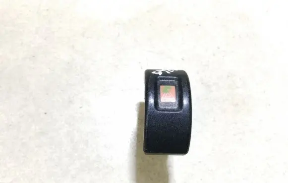 Opel Astra G Hazard light switch 09131728 09138059