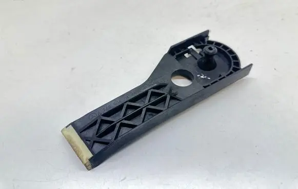Mercedes-Benz B W246 W242 Radiator mount bracket A2465040440