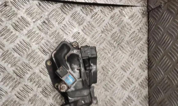 Opel Vivaro Throttle valve a2c53350932